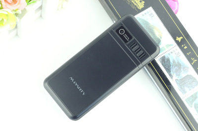 派对C555-A 2.4屏直板手机 经典设计与实用功能的完美结合